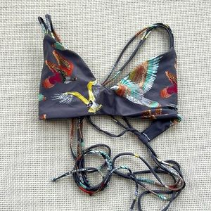 Boys and arrows bikini top- size small. Gray with beautiful birds